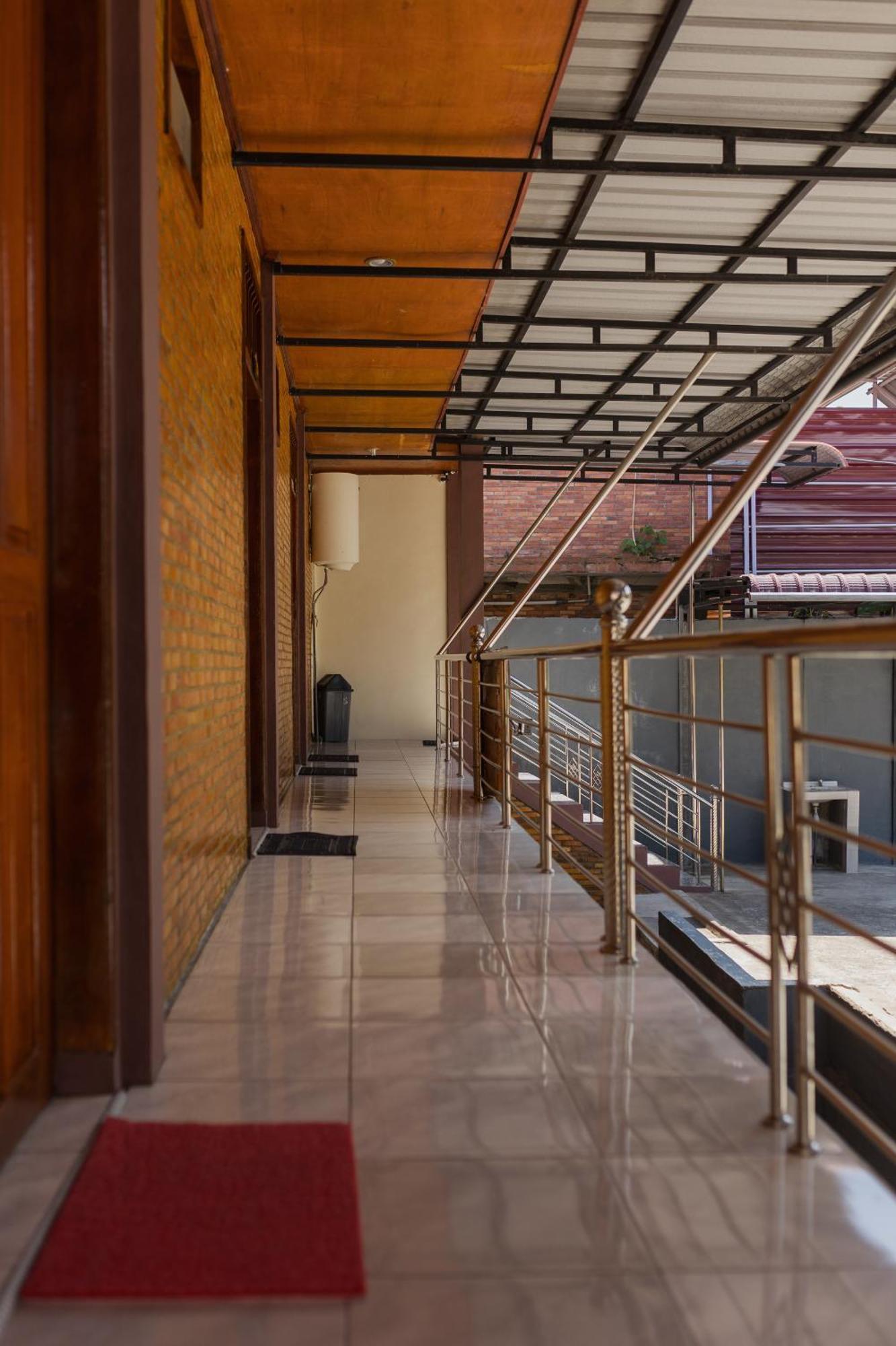 Gokhon Guest House Tuktuk Siadong Exterior photo