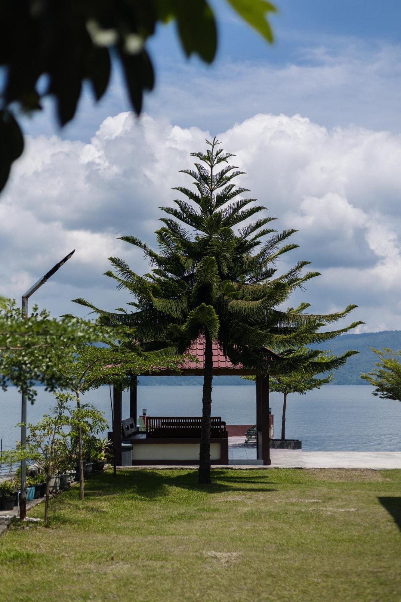 Gokhon Guest House Tuktuk Siadong Exterior photo
