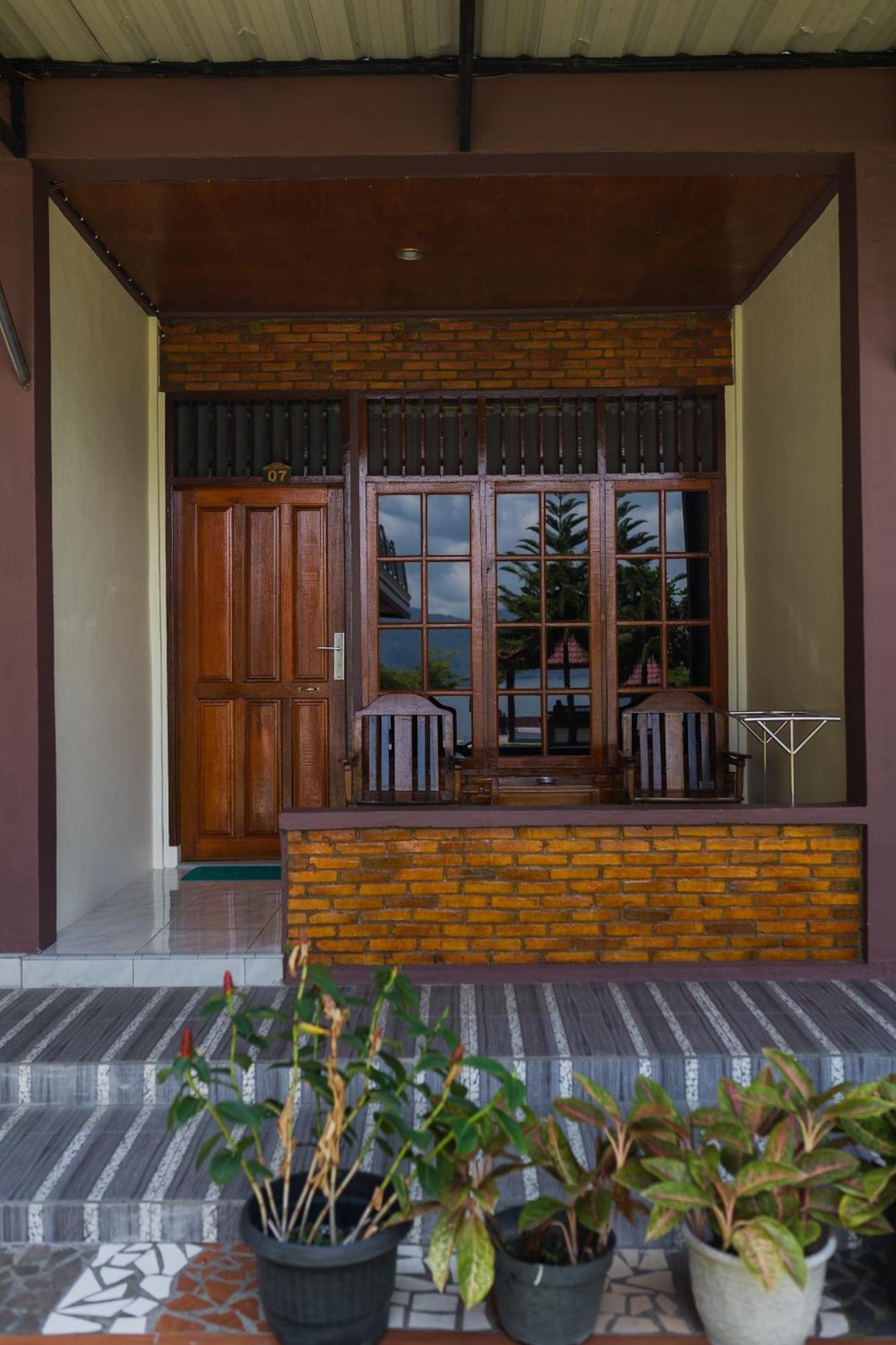 Gokhon Guest House Tuktuk Siadong Exterior photo