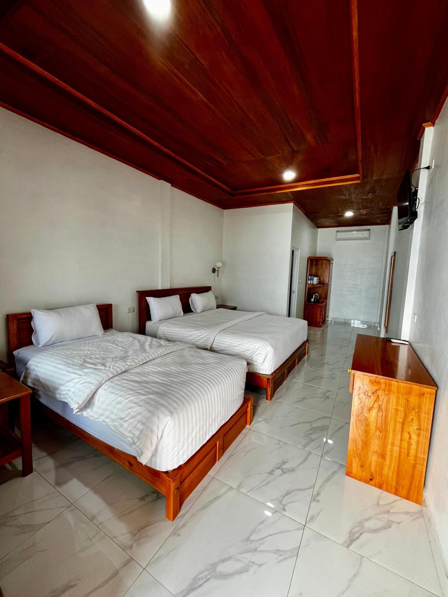 Gokhon Guest House Tuktuk Siadong Exterior photo